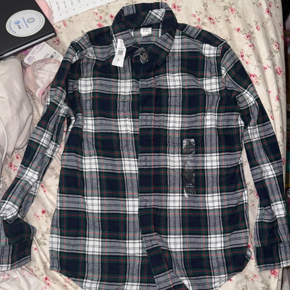 New with Tags GAP Kids Plaid Button Up Shirt